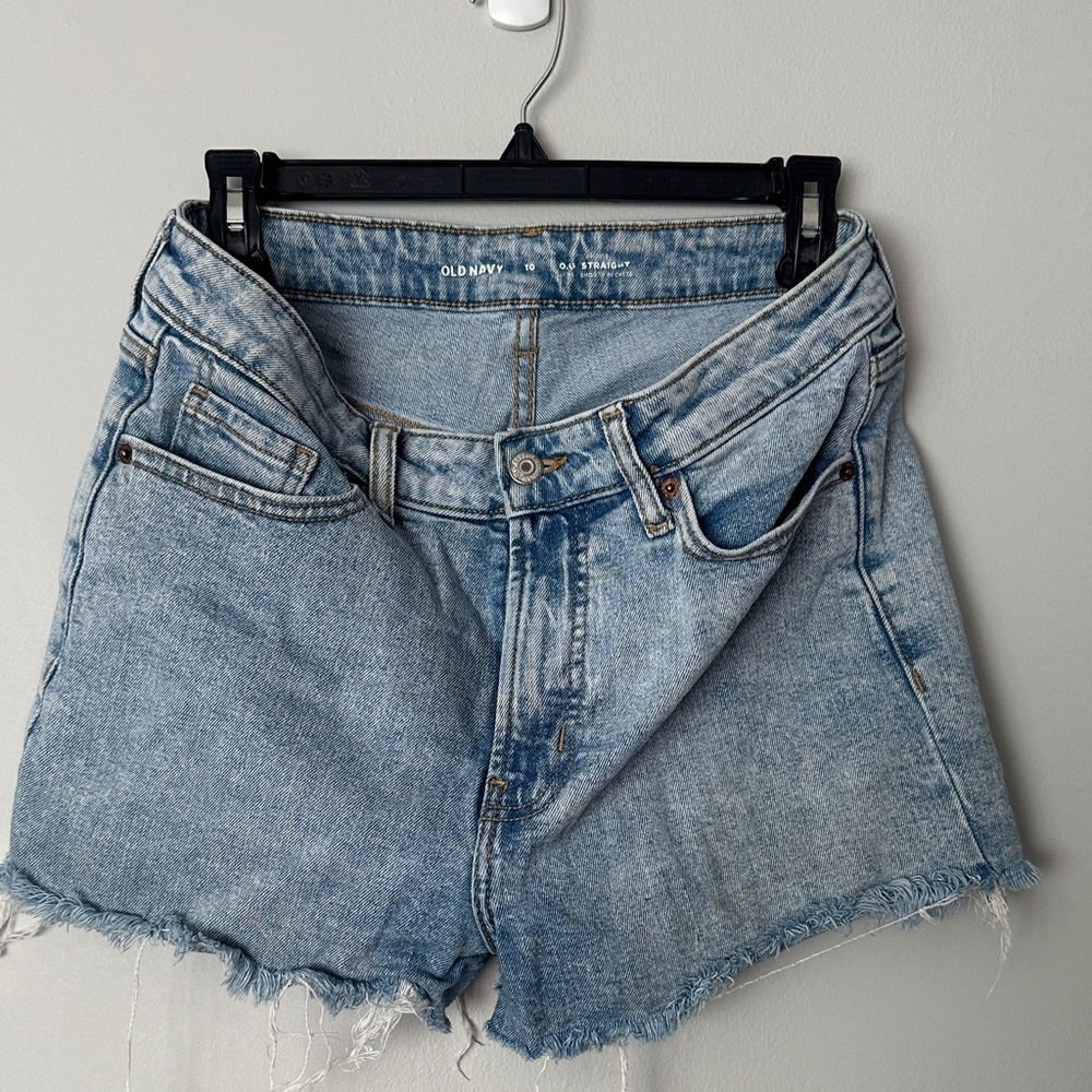 Old Navy Women's Faded Blue Jean Shorts